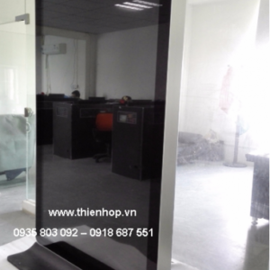 Alternative view of MÀN HÌNH LCD CHÂN ĐỨNG 84INCH